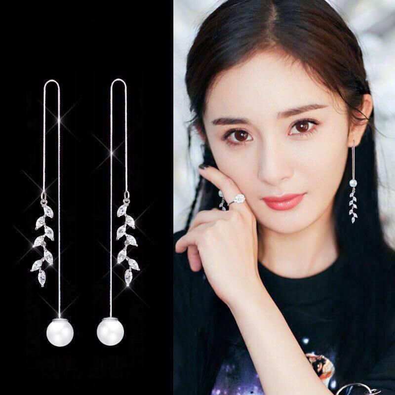 Brincos Longos Coreanos de Prata S925 Agulha Estrela & Lua Folha Trevo para Mulheres
