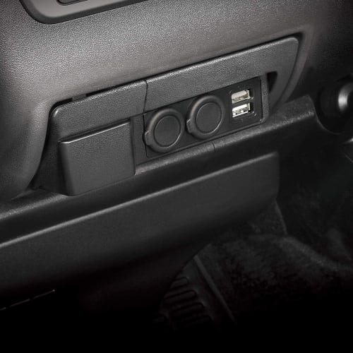 CARMATE Car Power Supply Unit Expansion Hiace (H200 Series) Premium NZ586