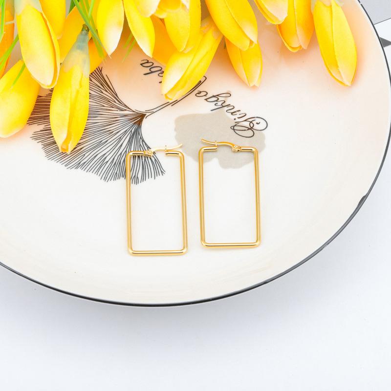 Pendientes rectangulares de acero de titanio para mujer, con personalidad y temperamento exagerados, dorados y rectangulares, de moda.