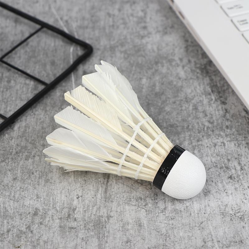 3/6 Adet Badminton Topu Raket Topu Beyaz Kaz Tüyü Uçuş Stabilitesi Dayanıklı Tüy Raket Topu Dış Mekan Antrenmanı