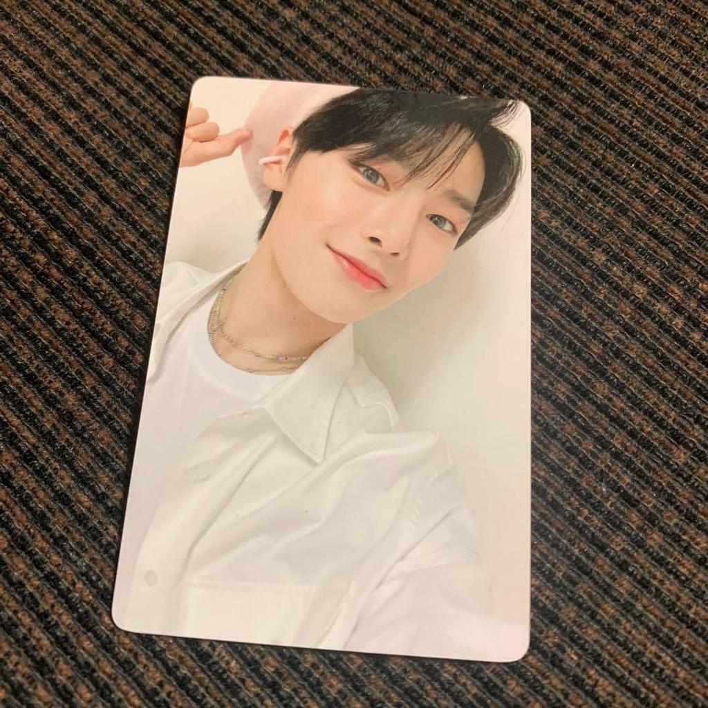 [USED] StrayKids I.N Trading Cards from China by Yonton NOEASY