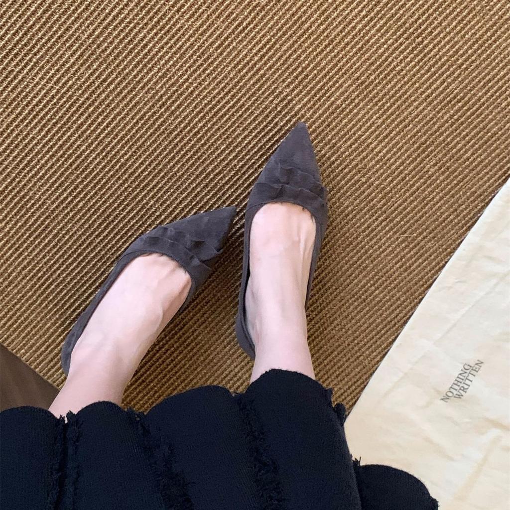 French thick heel suede pointed single shoes women's shoes 2025 new spring and autumn ruffle edge middle heel black commuter shoes