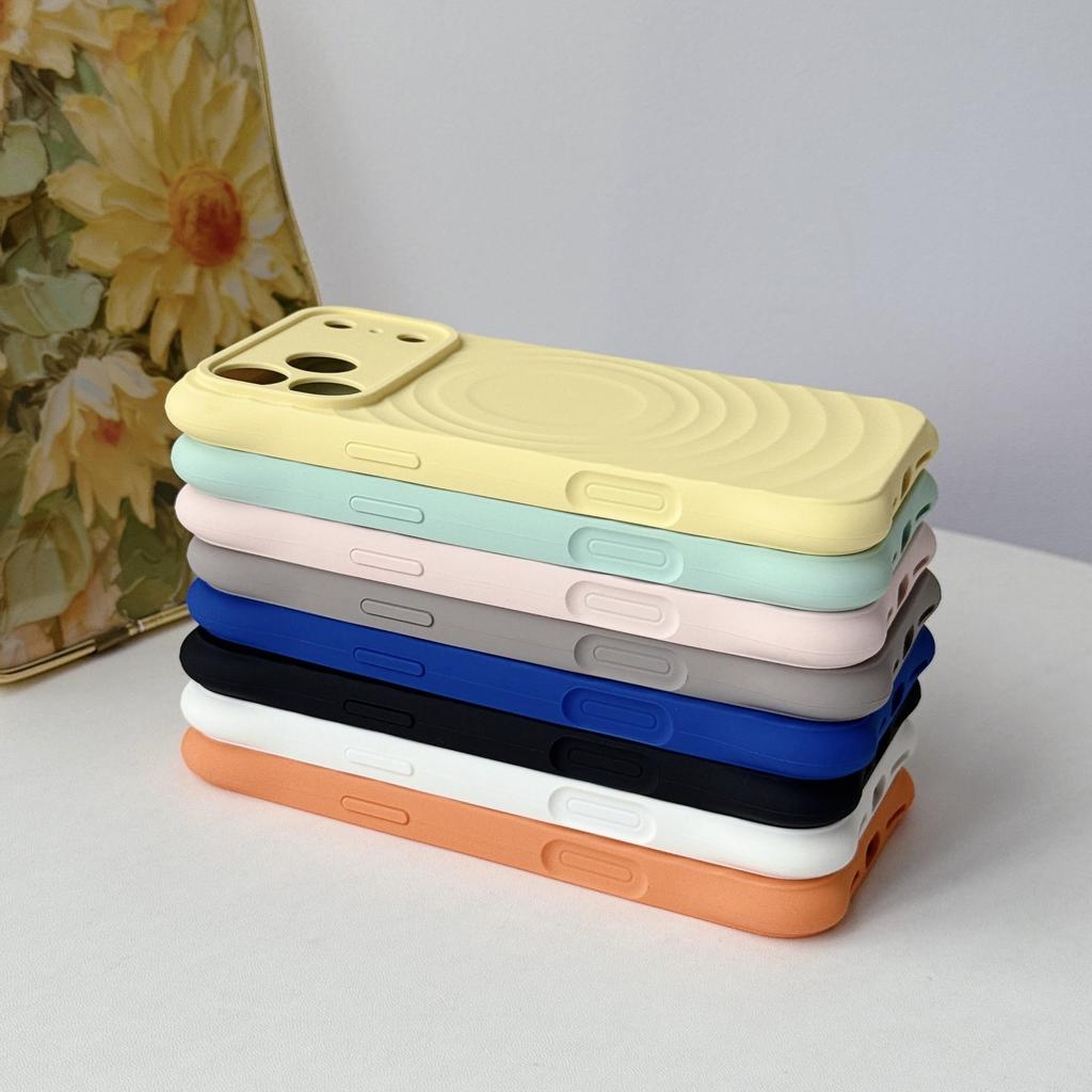 Liquid silicone ripple pattern magnetic mobile phone case Apple 17PROMAX protective case for iPhone16/15/14