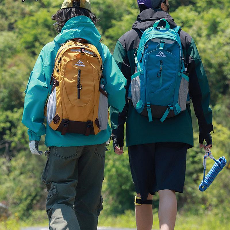 Large Capacity Lightweight Outdoor Hiking Backpack - Ideal for Travel and Sports