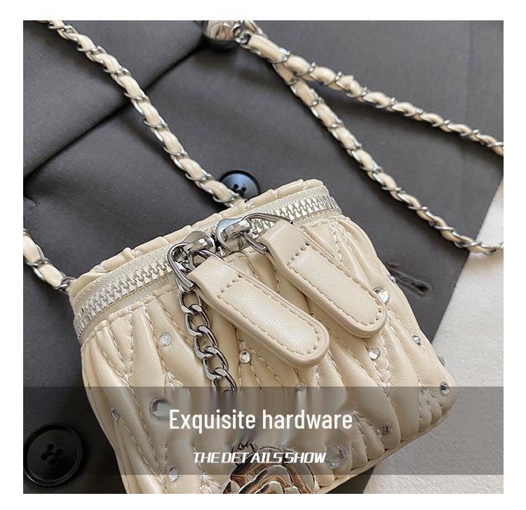 Mini kwadratowa torebka na łańcuszku: Luksusowa czerwona torebka crossbody z haftem i cyrkoniami, wszechstronna dla kobiet i dzieci, styl koreański.