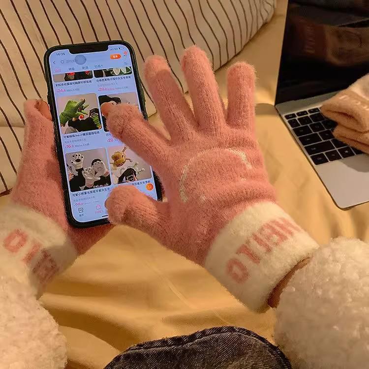 Women's Winter Touchscreen Fingerless Gloves - Plush, Velvet-Lined, Smiley Face Design. Perfect for Cycling and Cold Weather.