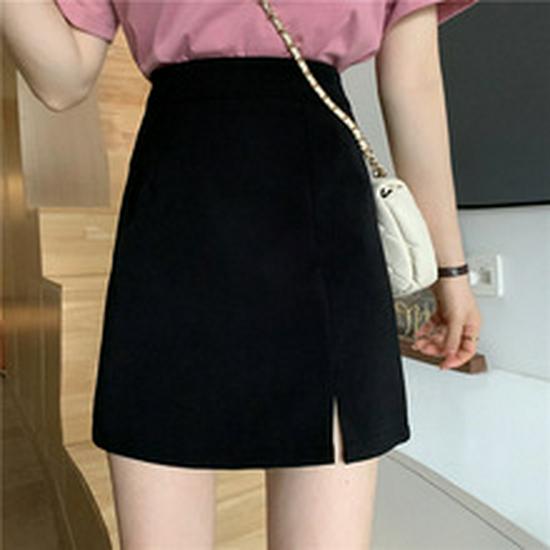 Pantaloni scurți negri cu talie înaltă și croi larg pentru femei - ținute slim, casual și versatile de primăvară/vară