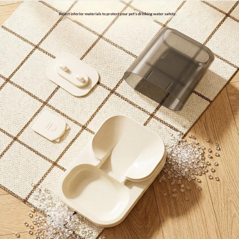 Split Design Automatic Pet Feeder And Water Dispenser Set Gravity Refill Food And Water Bowls For Cats And Dogs