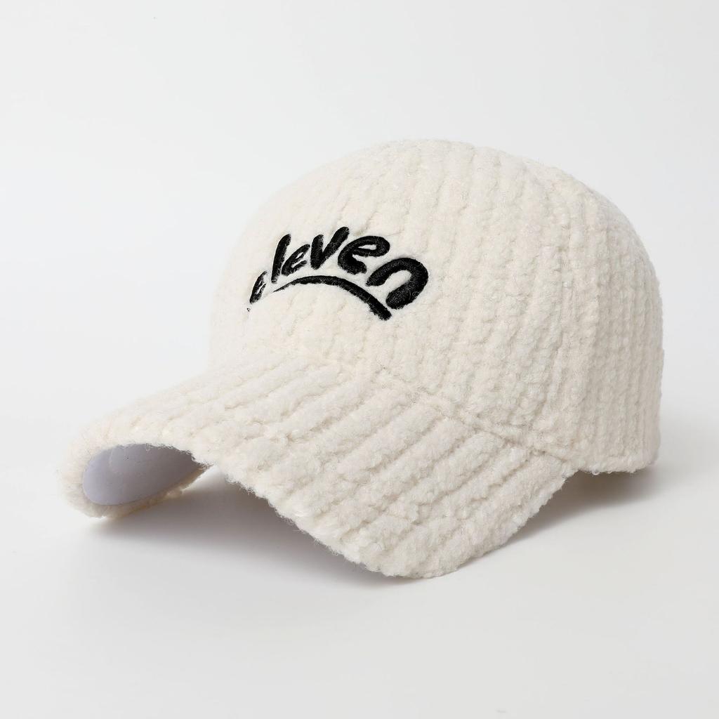 Fashionable Plush Warm Baseball Cap, 100% Polyester, Slight Stretch, Woven Duck Tongue, Trendy Streetwear, Versatile for Autumn/Winter