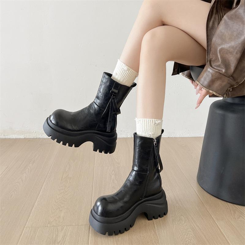 Black Retro British Thick-soled Martin Boots Women's 2025 New Autumn Skirt High-end Thin Short Boots