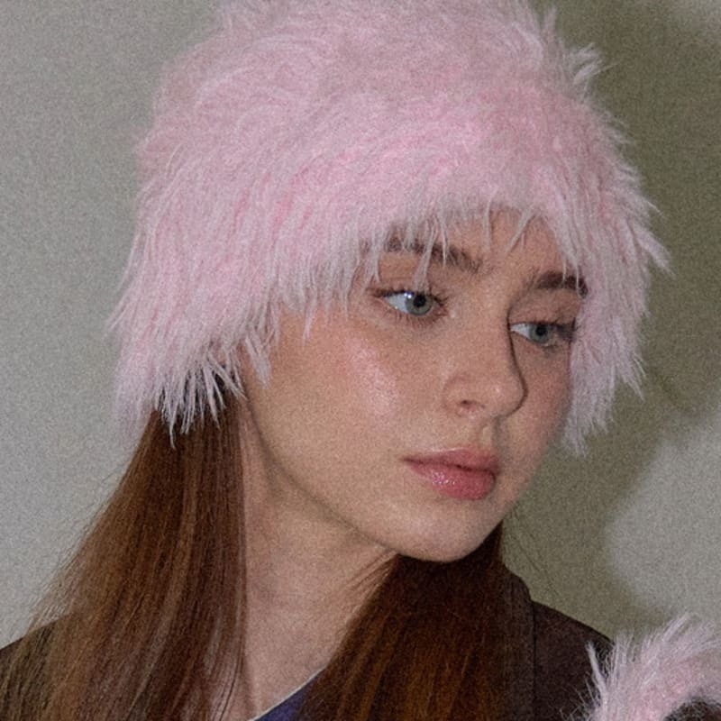 

Slowslowly Coton de Tulear Fur Handmade Crochet Bucket Hat (+Metal comb necklace) _ Pink Pink