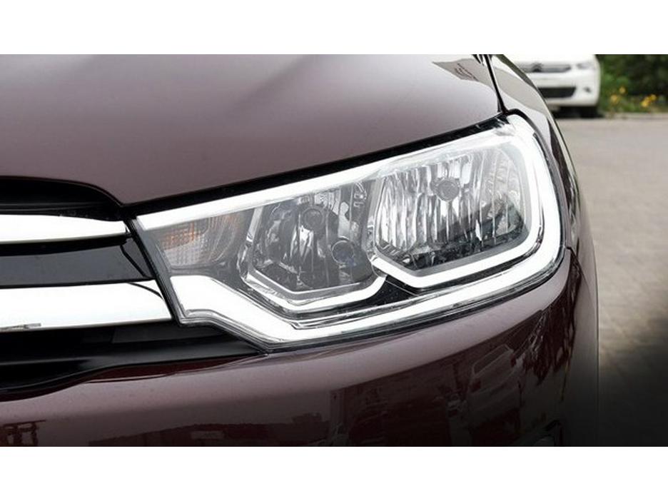 Citroen C3-XR Transparent Headlight Cover & Housing Replacement