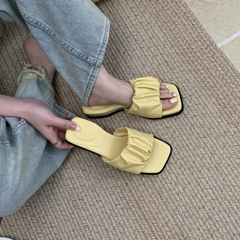 French Thick-soled Wedge Pleated Word with Open-toed Cool Slippers for Women To Wear Summer Evening Breeze Casual Beach Sandals