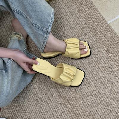French Thick-soled Wedge Pleated Word with Open-toed Cool Slippers for Women To Wear Summer Evening Breeze Casual Beach Sandals