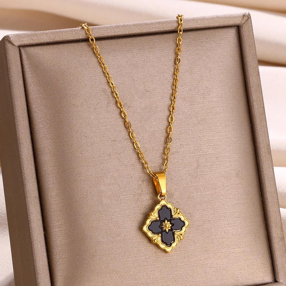 Stainless Steel Luck Clover Pendant Necklaces For Women Vintage Gold Color Flower Charm Clavicle Chain Jewelry Accessories Gift