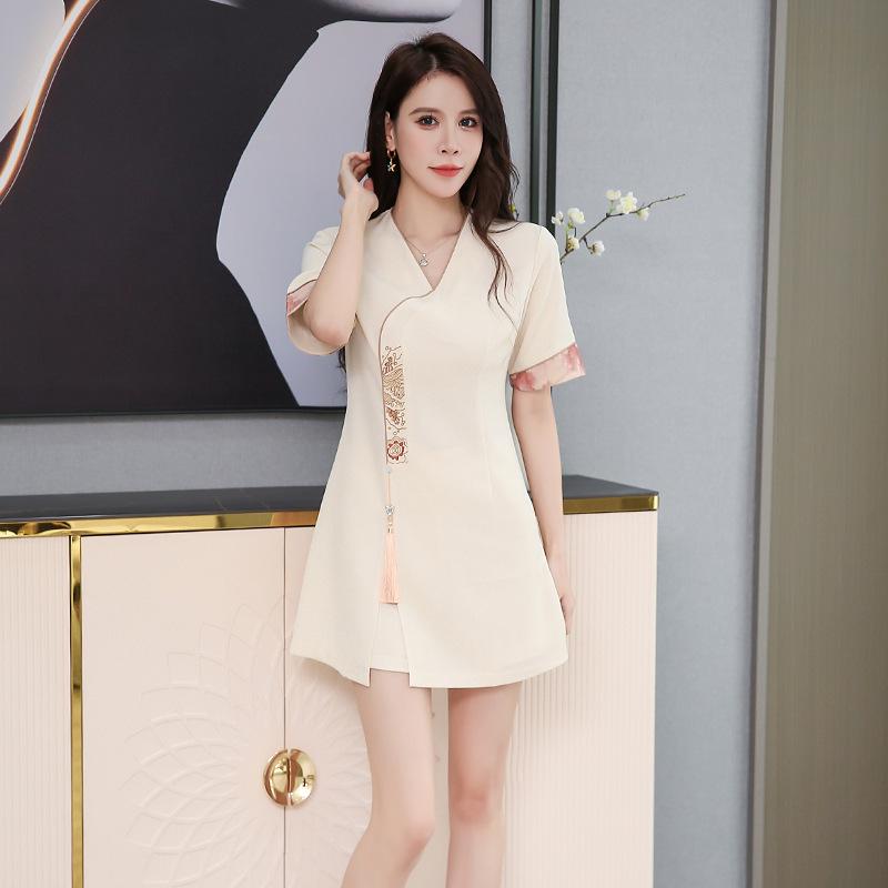 Women's Spa Technician Short-Skirt Uniform for Foot Bath and Massage