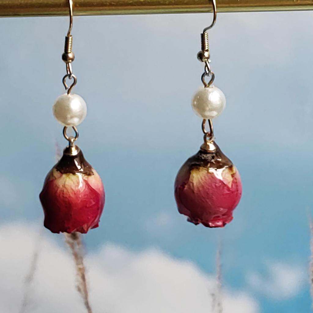 Natural Dried Rose Flower Earrings - Fresh, Sweet Ear Ornaments