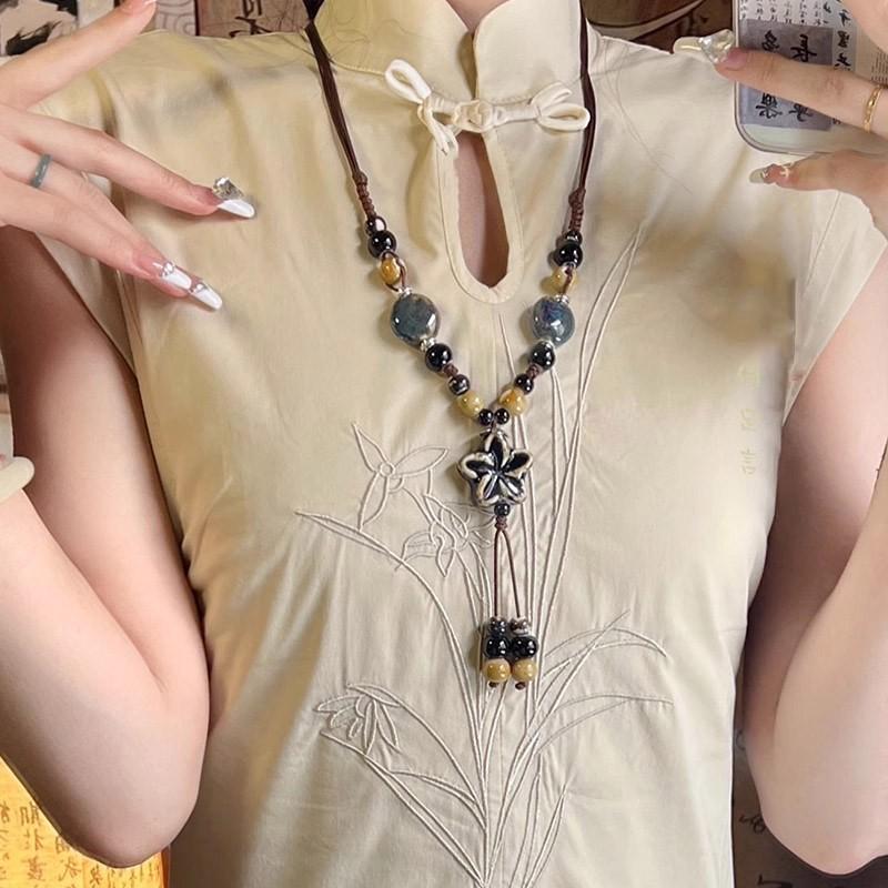 Painted ceramic fish necklace, Bohemian style woven rope necklace, women's vintage high-end beaded clavicle chain