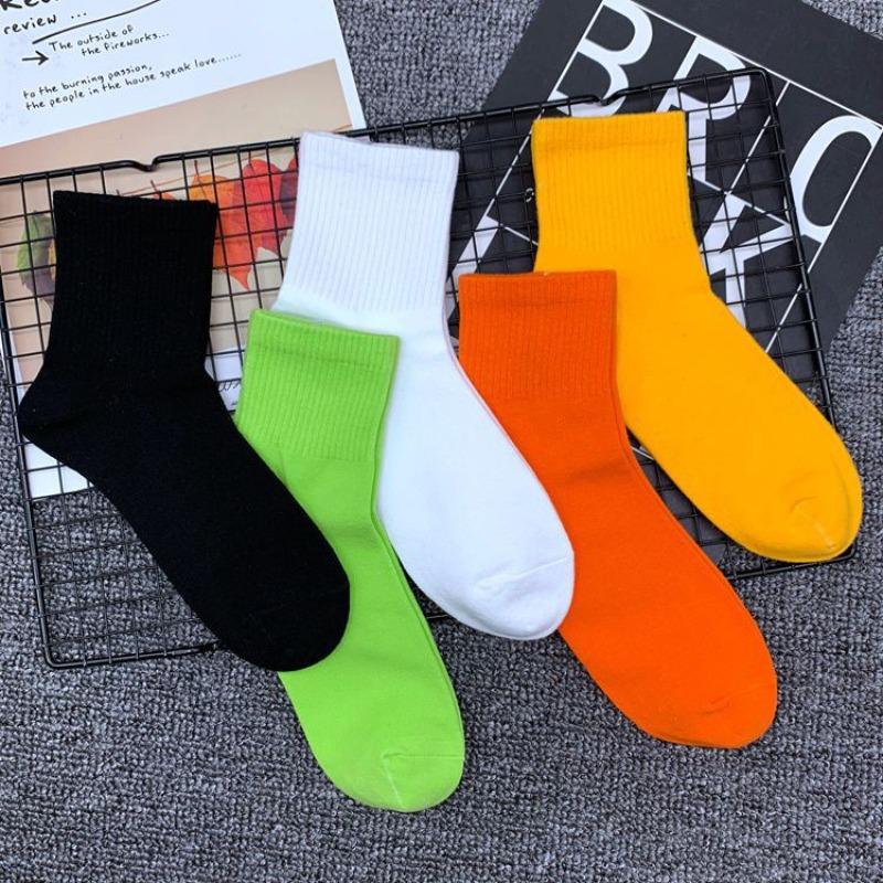 5 Pairs of Tide Solid Colour College Style Sports Mid-calf Cotton Socks Men and Women Couples Short Socks