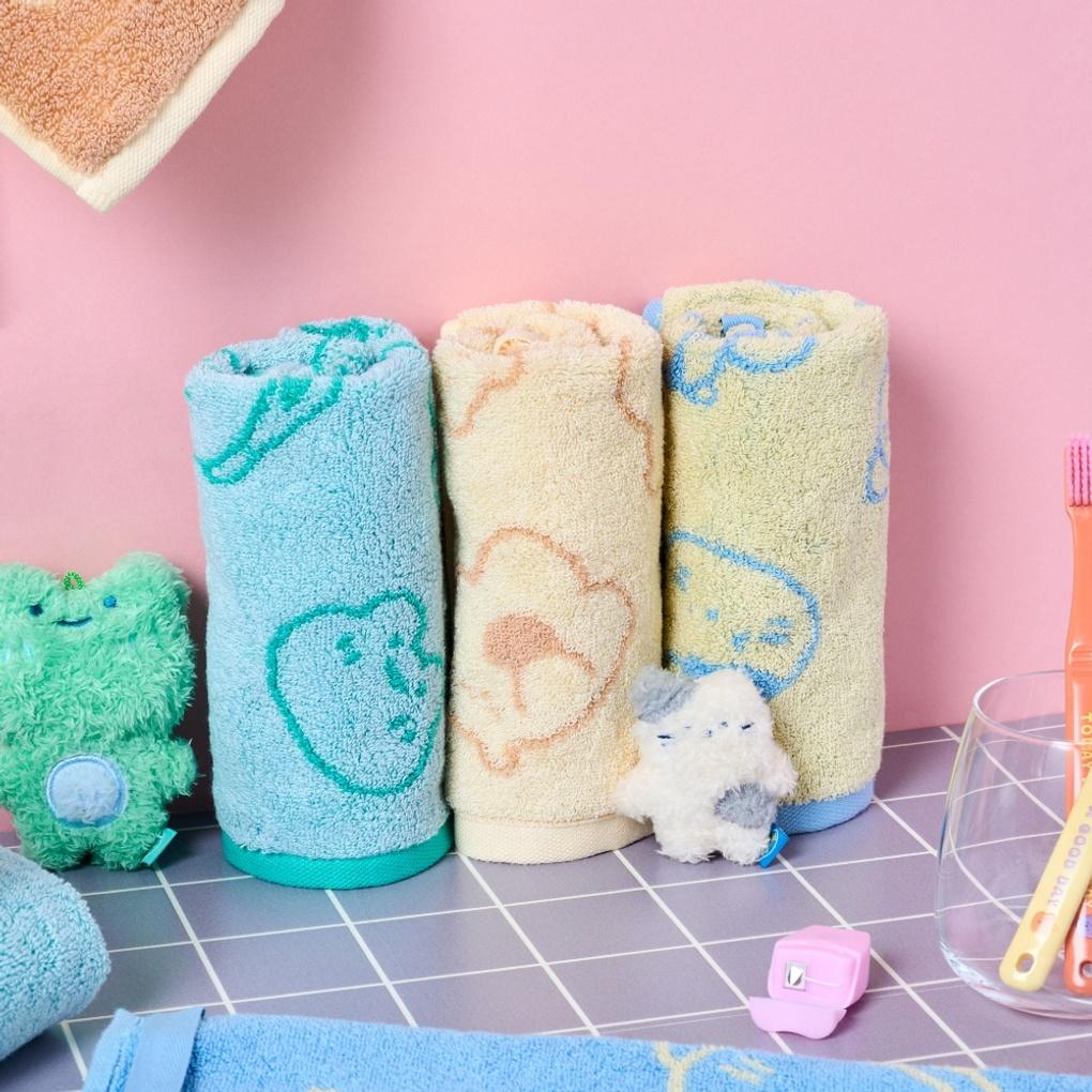 All Day Punch Butter Bear Face Towel Ivory_FB1225010