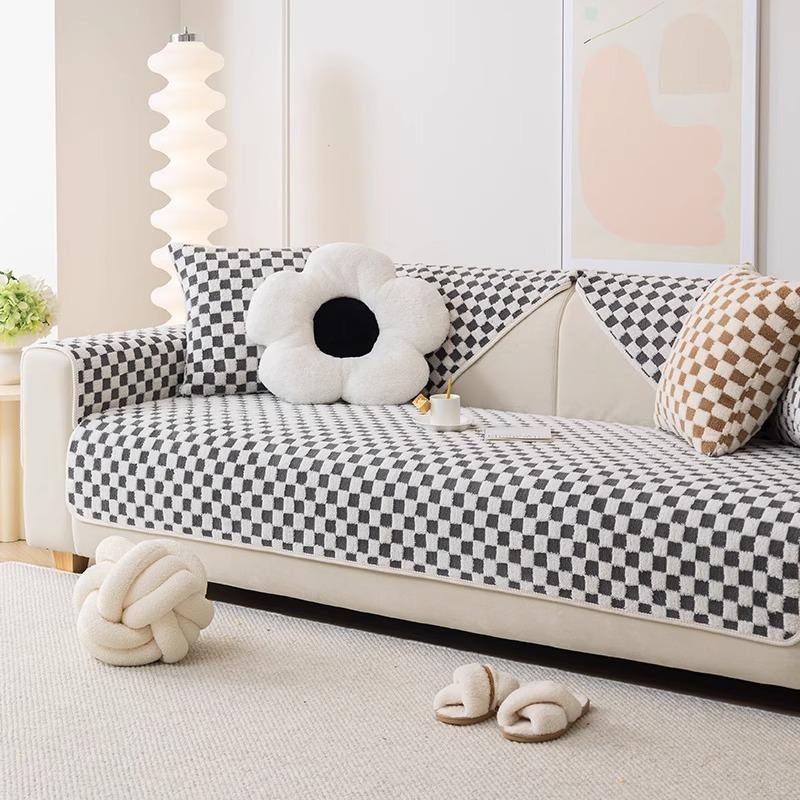 

Plush sofa cushion universal in all seasons, thickened non-slip leather sofa cover 2025 new sofa cover cloth towel seat cushion 70*70cm