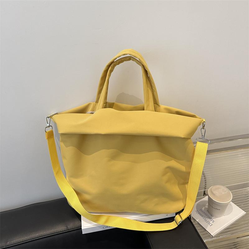 Stylish Large Capacity Tote Bag For Women Perfect For Fall 2024 Featuring Chic Colors And Casual Design