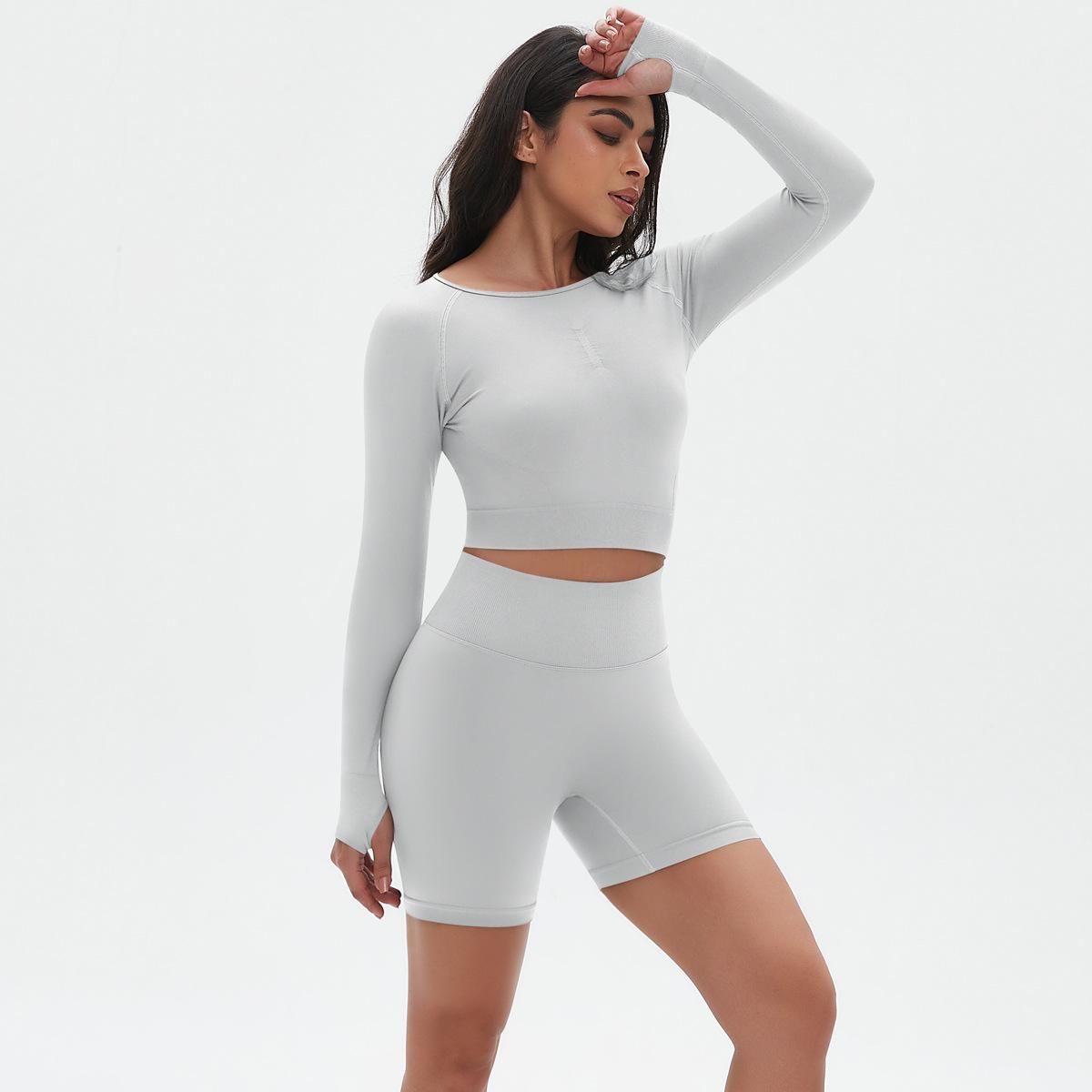 

Бесшовный персиковый однотонный облегающий комплект с длинным рукавом, дышащая одежда для йоги, шорты для бега, спорта и фитнеса для женщин S белый