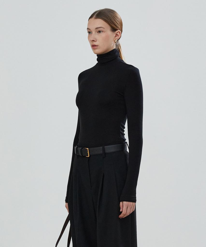 NOTIA Slim Turtle Neck T-Shirts - Black