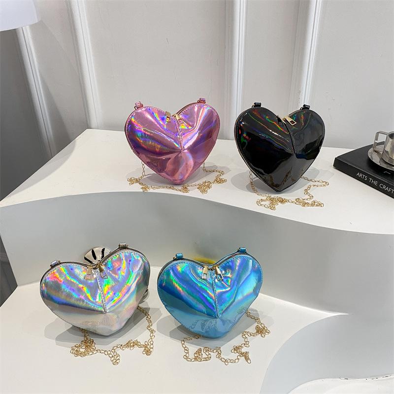 Nischen-Design Liebe Tasche 2025 Frühling und Sommer neue Damen Tasche Lackleder glänzend Umhängetasche personalisierte Mini-Umhängetasche Trend