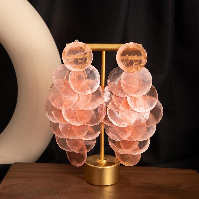 Exaggerated Shell, Fringed Stud Earrings, Women'S Atmosphere, Big Earrings, Summer Vacation Wind Photo, Giant Film Temperament Earrings