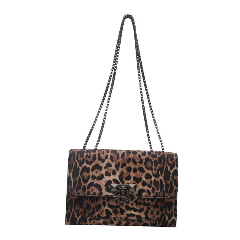 Chic Medium Sized Leopard Print Shoulder Bag With Lock Closure For Everyday Use