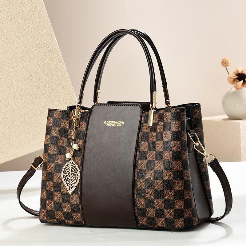 

ot-selling women s , new trendy large-capacity portable checkerboard shoulder messenger bags, high quality length 29 width 13 height 20cm