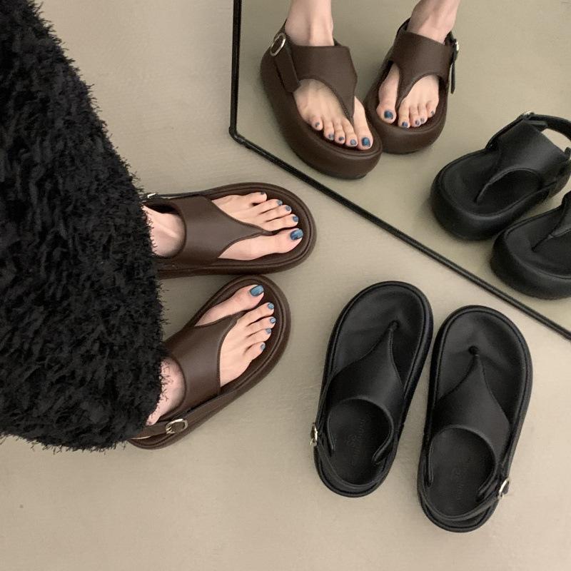 Thick-soled Heightening Toe Sandals Women's 2025 Summer New Models with Skirts Versatile Retro Belt Buckle Roman Beach Shoes