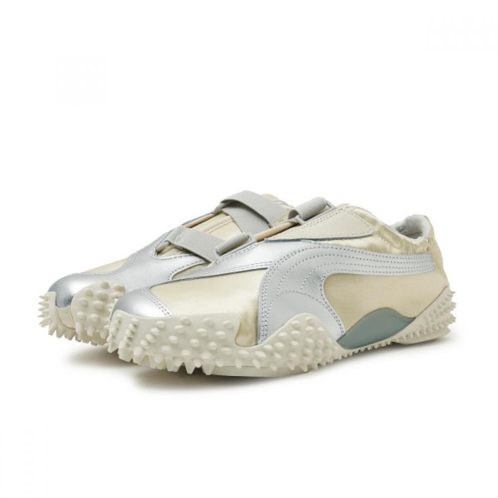 Puma Official Mostro Power Grace 220