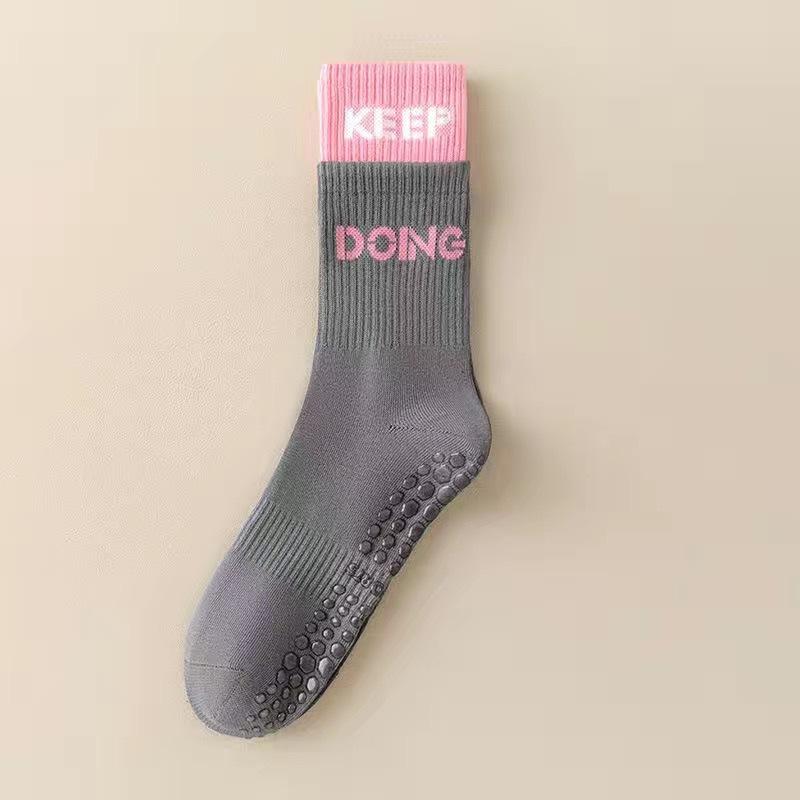

Mid Tube Yoga Socks Women Mid Tube Non Slip Fitness Running Breathable Soft Pilates Dance Gym Indoor Cycling Hiking Socks