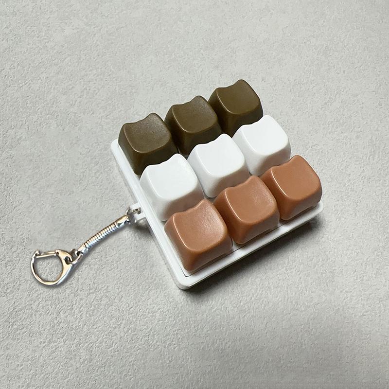 9 Keys Keyboard Fidget Keychain Antistress Keyboard Button Fingertip Key Cap Pendant Stress Relief Toys For Children Adults Gift