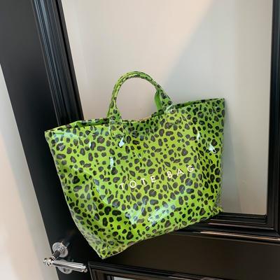 Large Capacity Tote Bag for Women, Summer Trendy Rose Red with Leopard Print, Zipper Closure, Durable Fashion Handbag