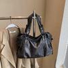 Retro bag women's large-capacity new versatile casual messenger bag single shoulder underarm commuter tote bag
