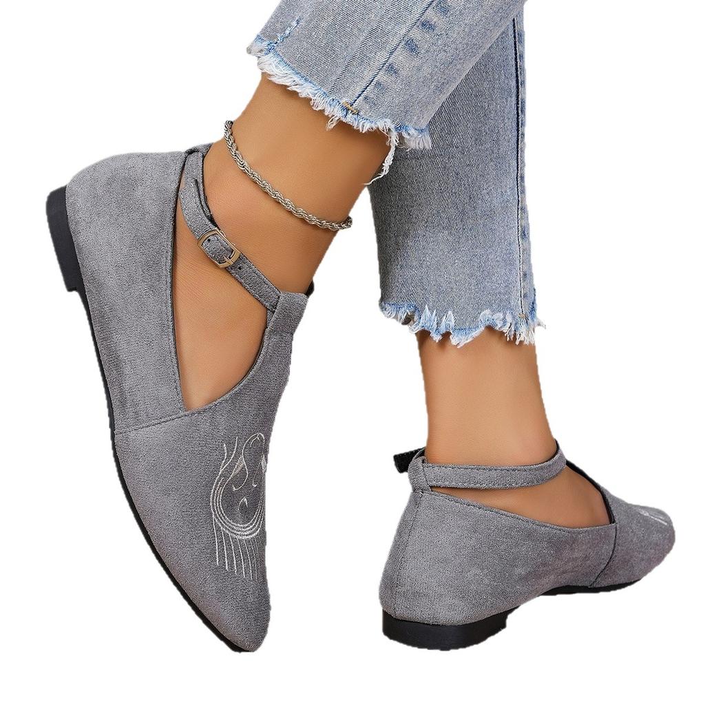 New Korean Version Trend Embroidered Lazy Tide Shoes Pointed Muller Doudou Shoes