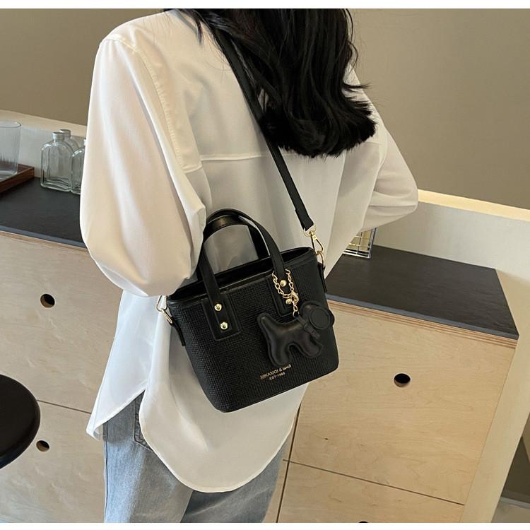 Trendy Bucket Bag For Women 2024 Spring New Fashion Minimalist High-end Handbag Shoulder Crossbody Bag