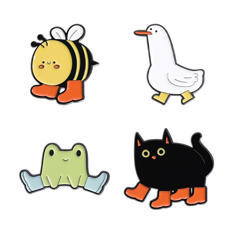 Animal Whimsical Cartoon Brooches In Metal With Fun Designs For Personalized Style