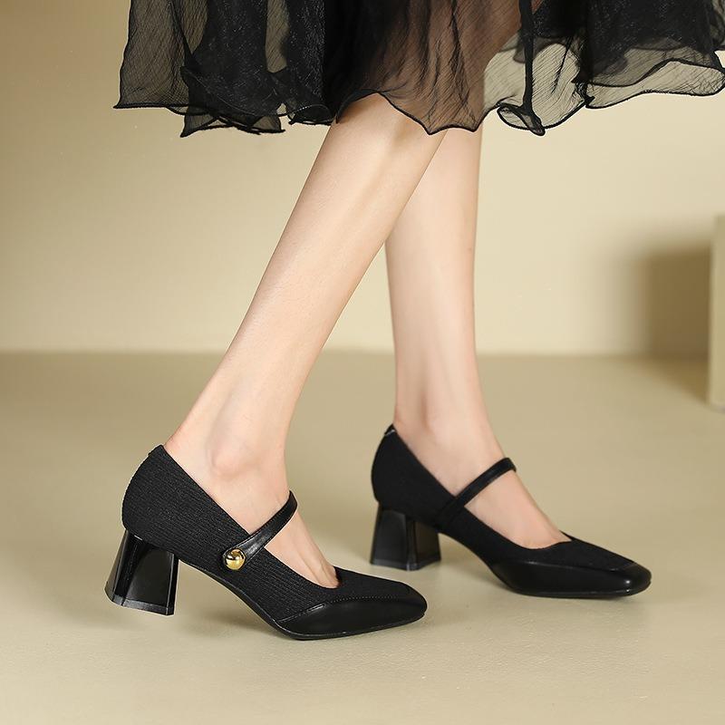 9-2 one-word square head thick heel single shoes women's autumn new shallow mouth middle heel professional commuter work women's shoes