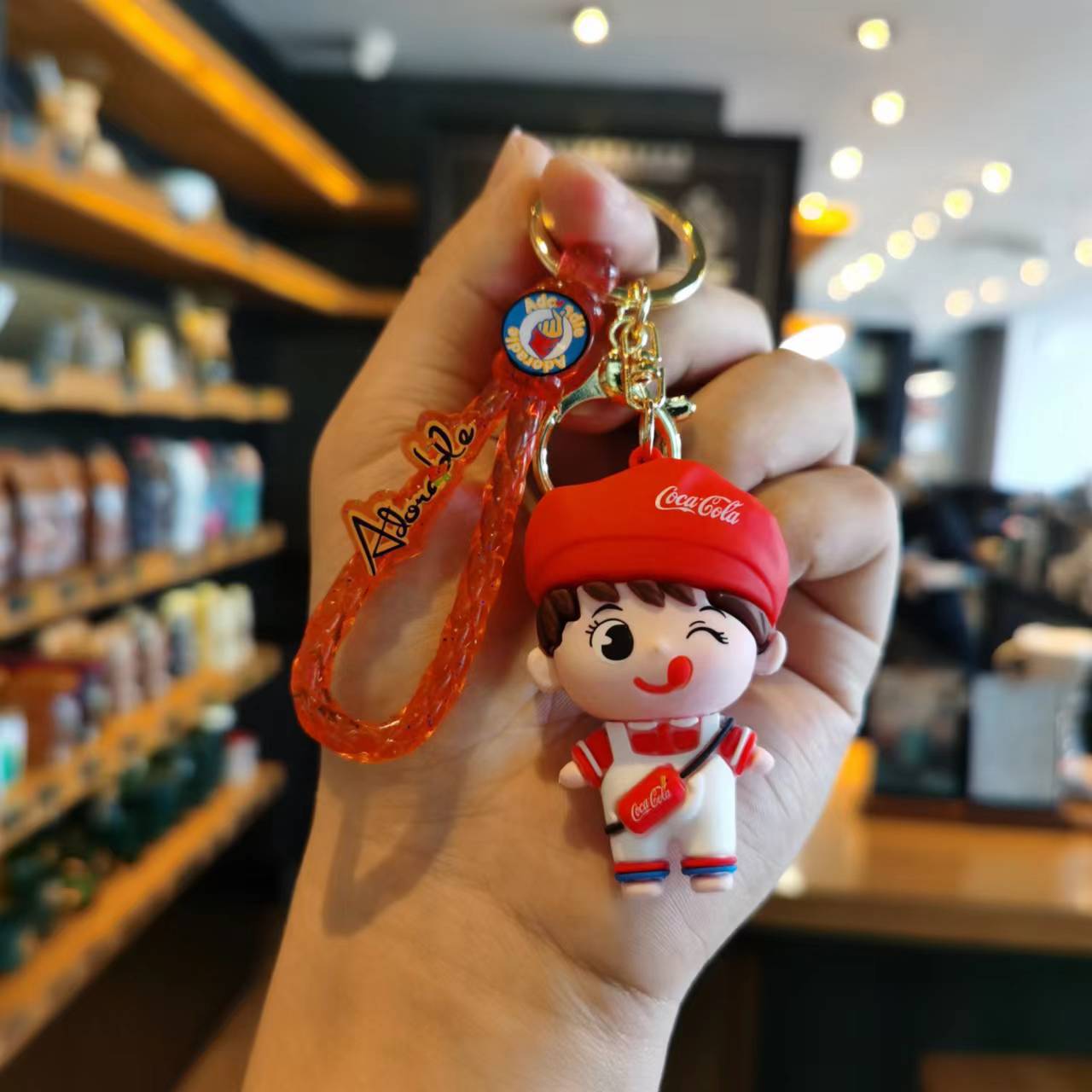 

Creative Cola Couple Keychain Exquisite Bag Cartoon Doll Jewelry Business Key Toys Anime Cartoon Accessories Small Gifts Frind