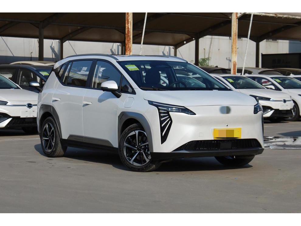 Compatible with New Energy Vehicles: AION Wheels, 17-18 Inch Aion Yplus, Aion VS Alloy Rims, and Spare Tires.