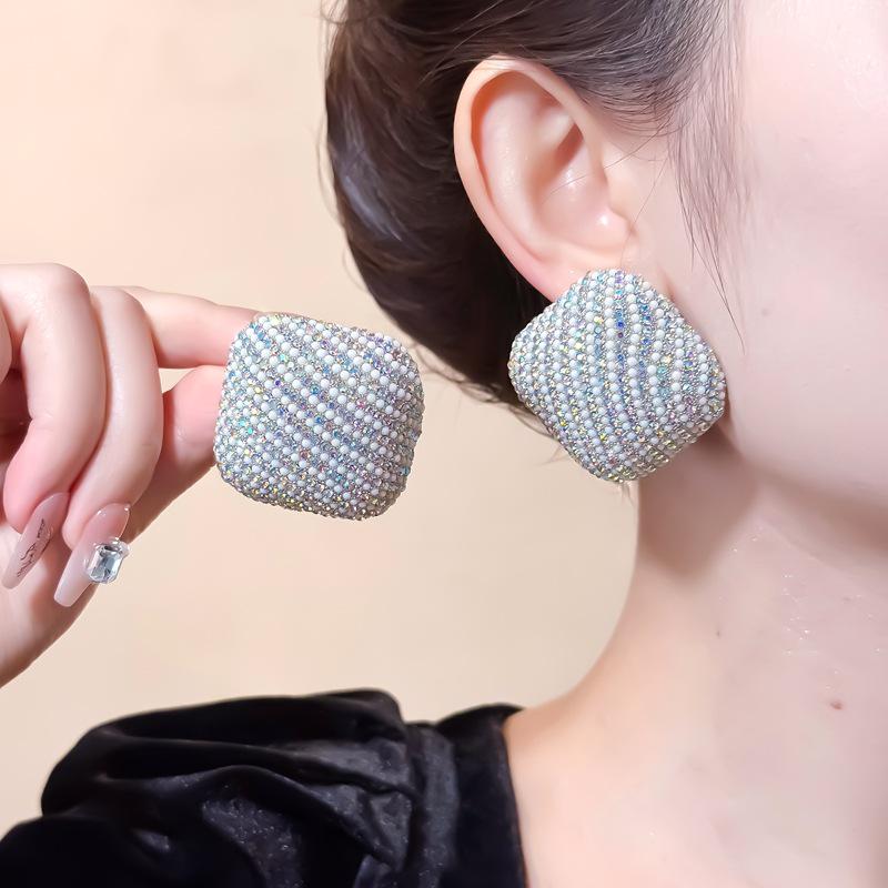 2025 Diamond Geometric Flower Tassel Earrings – Korean Cold Style, Light Luxury for Women
