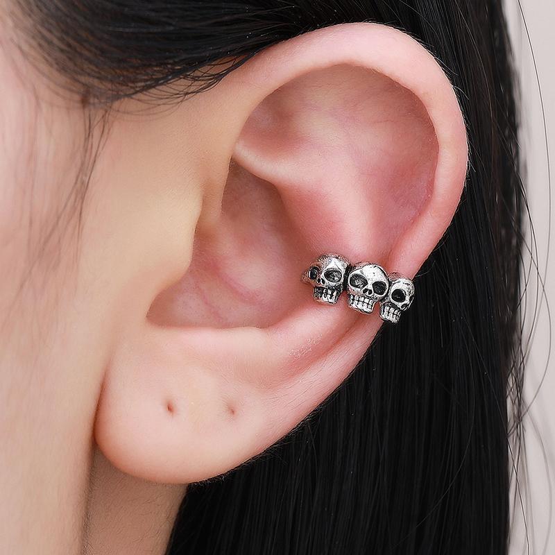 1PCS Gothic Punk Metal Skull Ear Clip Suitable For Men And Women Retro Creative Halloween Party Jewelry Gifts