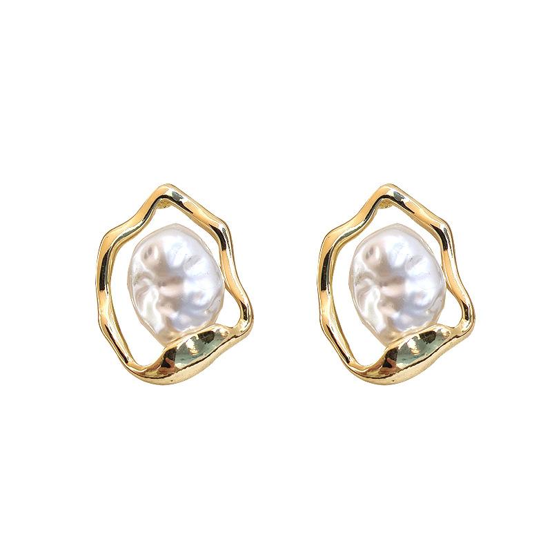 European and American Luxury Niche Pearl Earrings Women's High-end Design Versatile Temperament Flower Earrings Earrings