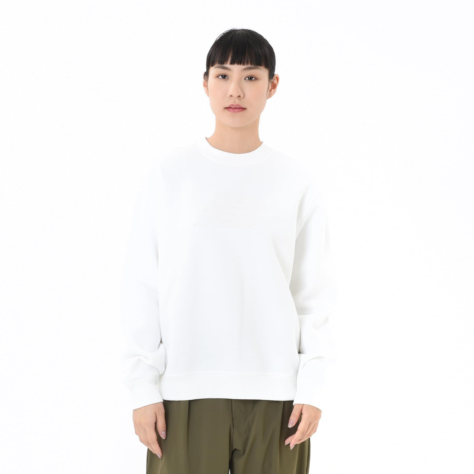 

Sport Fleece Logo Crew Trainer WT [New Balance] (Fleece lining) (WT43526) Women s (White)