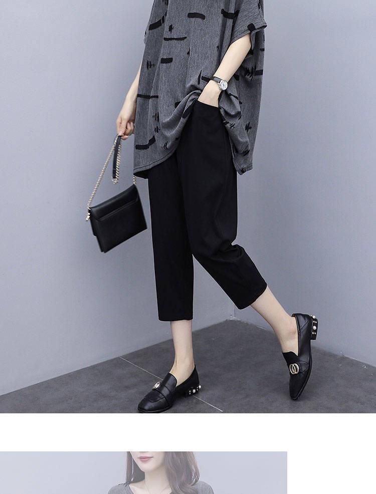 Plus Size Women's Fashion Two-Piece Set: Short Sleeve T-shirt & Skirt for a Slimming Look