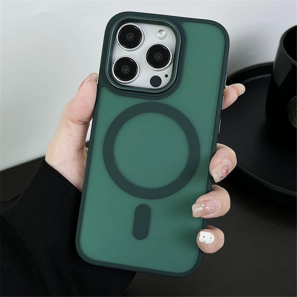 Matte Translucent For Magnetic Wireless Charge Case For For Iphone 17 16 11 12 13 14 1 Pro Max Hard Armor Shockproof Cover